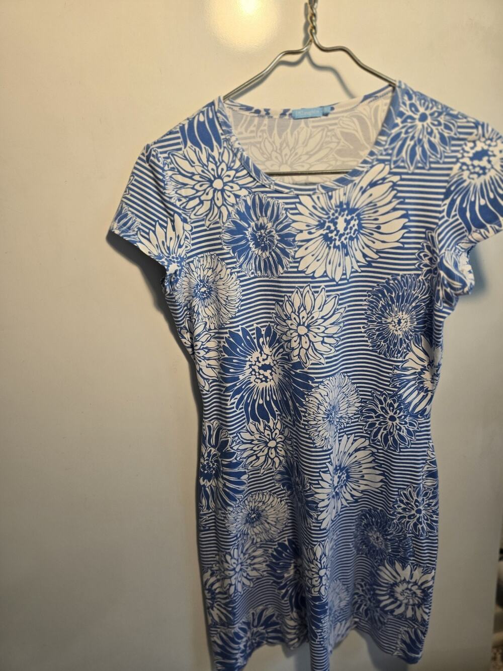 J. McLaughlin Blue & White floral dress sz Small Women stripe Short Sleeve mini